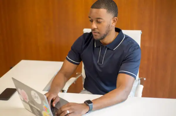 Transforme seu Ambiente de Trabalho com a Análise Ergonômica do Trabalho AET
